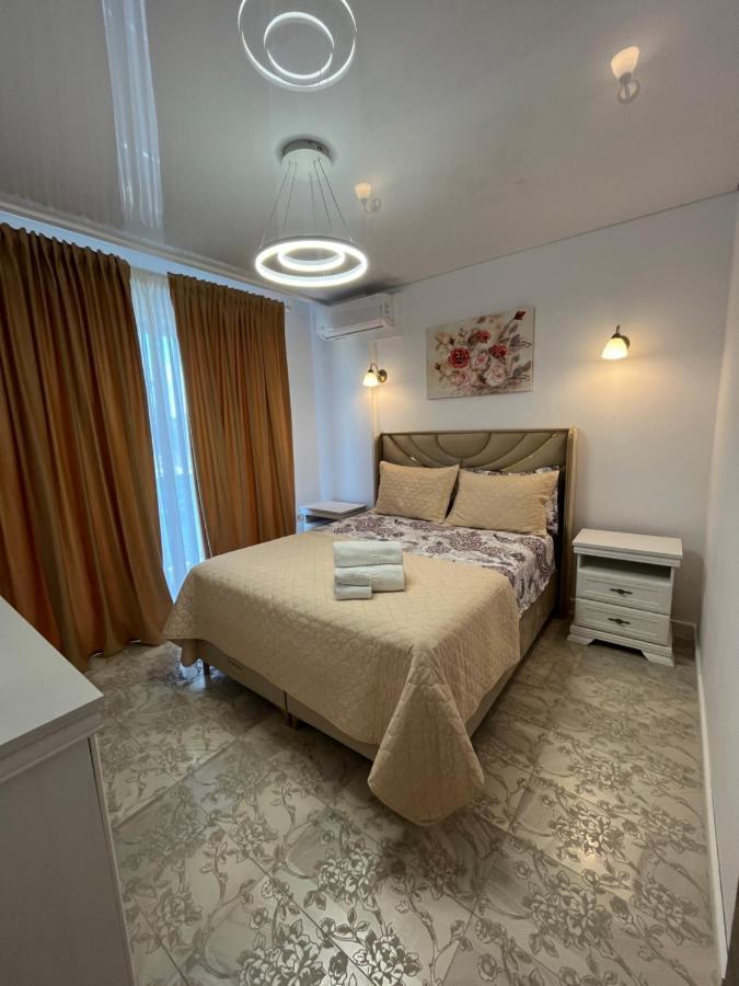 Sunrise Luxury Apartments นาโวดาริ ภายนอก รูปภาพ