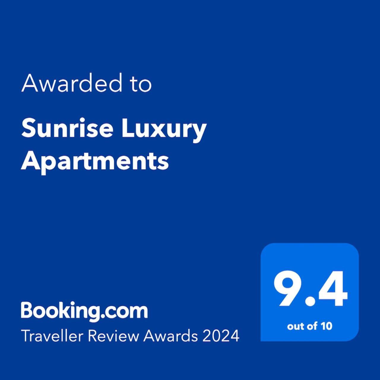 Sunrise Luxury Apartments นาโวดาริ ภายนอก รูปภาพ